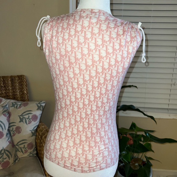 ❌ SOLD ❌ 💗RARE💗 Authentic Vintage Christian Dior Trotter Sleeveless Top - Picture 9 of 11